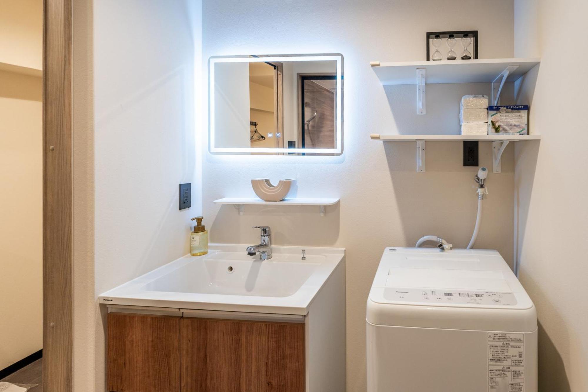Lite House Shinsaibashi IV Hotel Осака Екстериор снимка